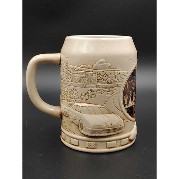 Vintage Rusty Wallace 3D Sculptured Beer Stein Mug Ceramic NASCAR 1995 Miller - Picture 6 of 10